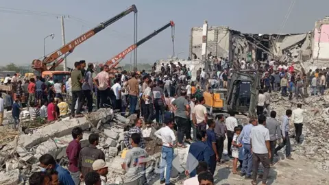 ইরানের স্কুলে হামলায় যুক্তরাষ্ট্রের যুদ্ধাপরাধের প্রমাণ পেয়েছে জাতিসংঘ