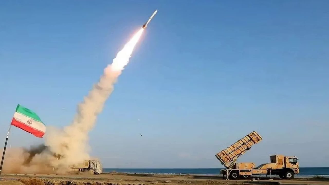 ইসরাইলে আগাম হামলা চালানোর হুঁশিয়ারি ইরানের