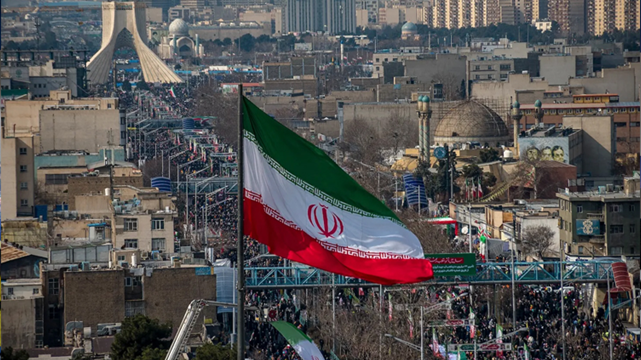 বেসামরিক লক্ষ্যবস্তুতে হামলা হলে ‘আরো ভয়াবহ’ প্রতিশোধের হুঁশিয়ারি ইরানের