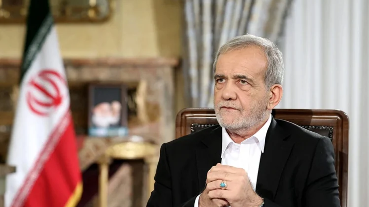 জাতীয় স্বার্থের মধ্যেই যুক্তরাষ্ট্রের সঙ্গে আলোচনা হবে: ইরানের প্রেসিডেন্ট