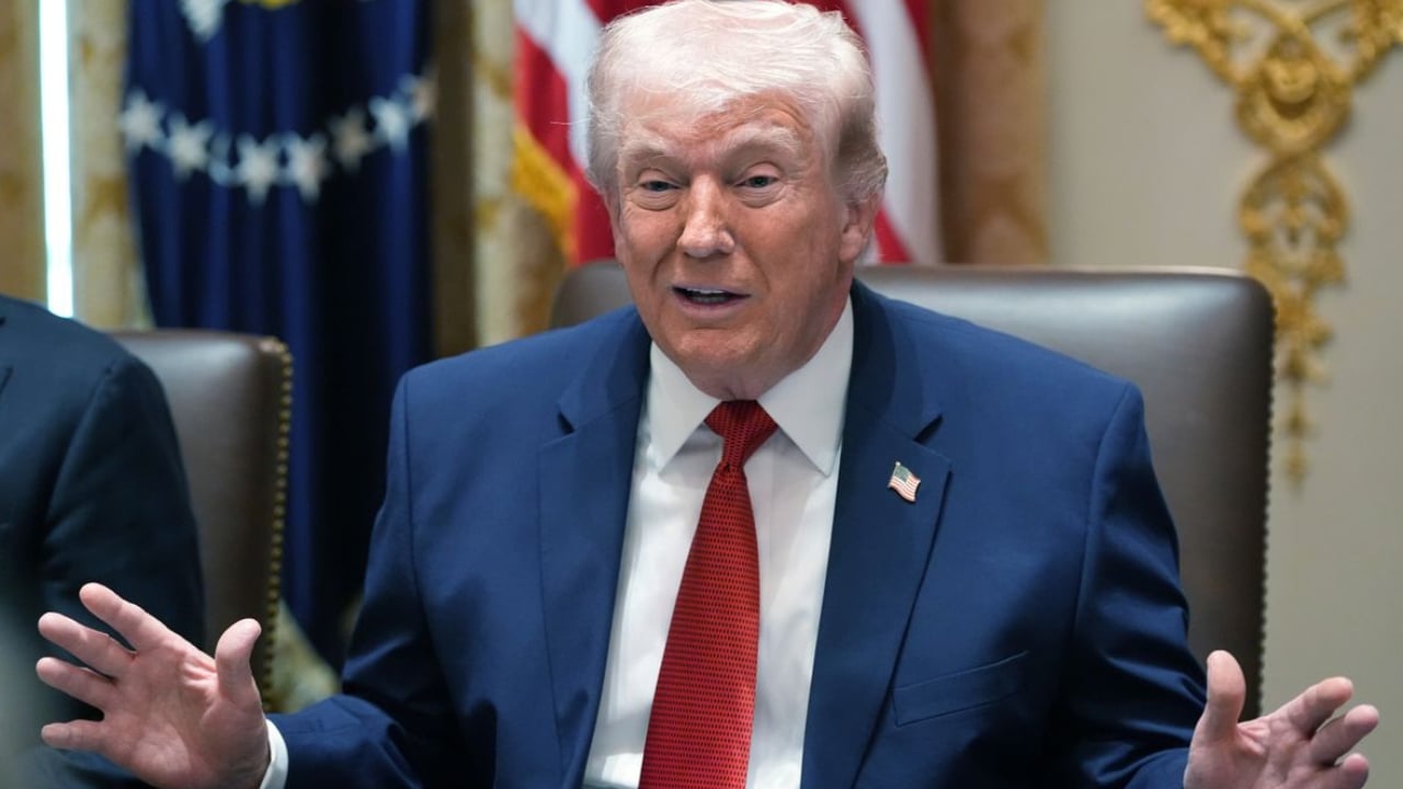 ইরান যুদ্ধ থেকে বেরিয়ে আসতে যে কৌশল নিচ্ছেন ট্রাম্প