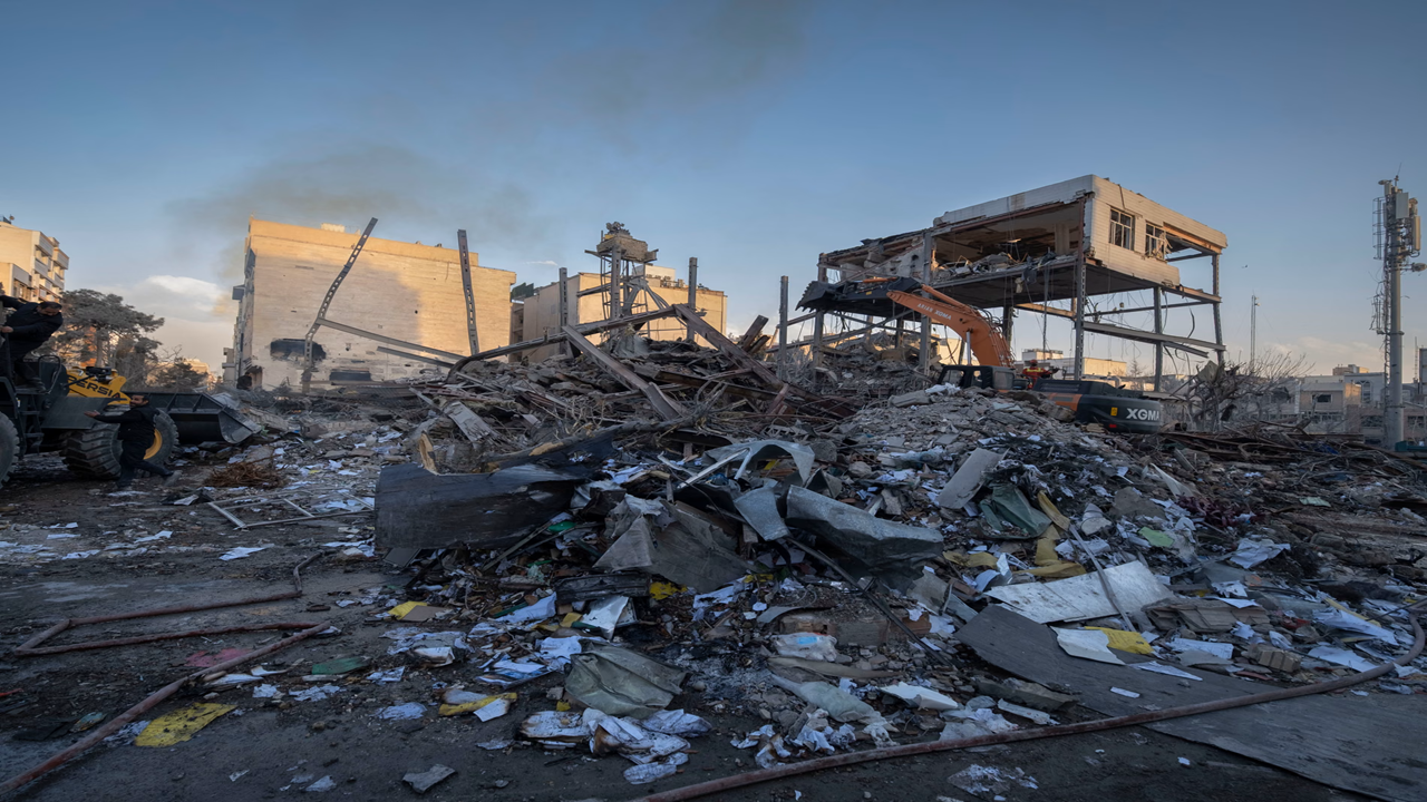 ইরানে নিহতের সংখ্যা ৭০০ ছাড়িয়েছে