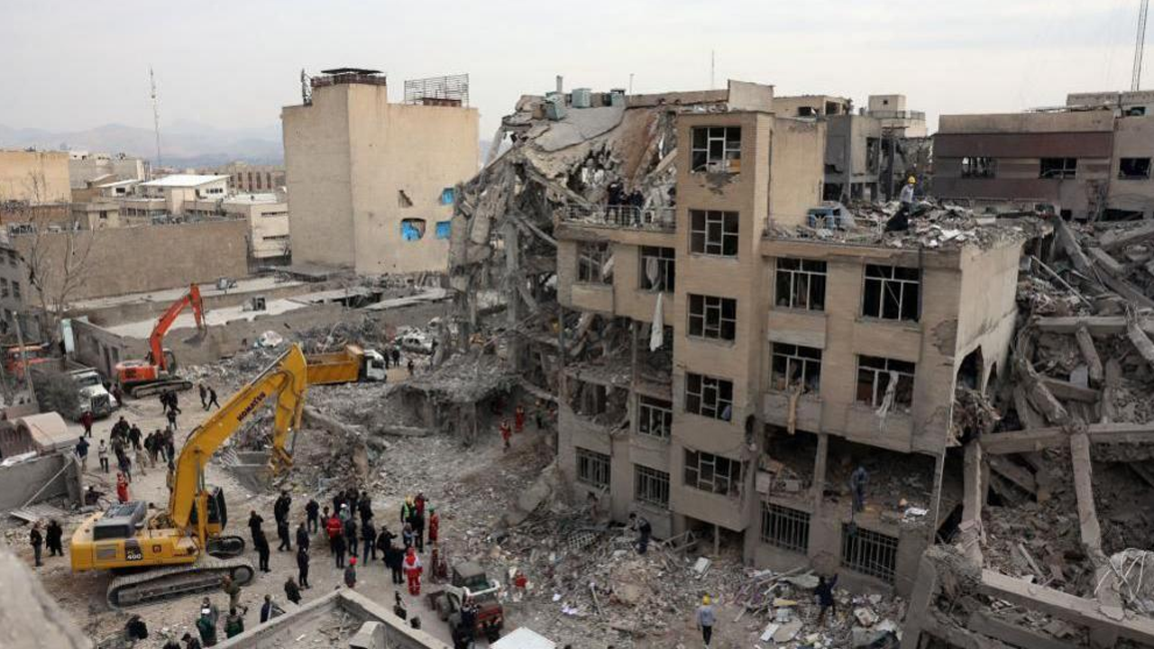 তেহরানে মার্কিন–ইসরাইলি হামলায় ১৮ দিনে ক্ষতিগ্রস্ত ১২ হাজার ভবন