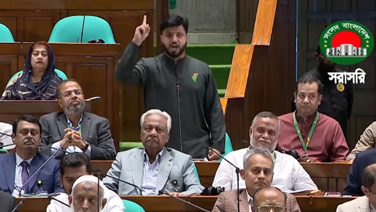 এবার বিরোধী দলের পতন ঘটানোর হুঁশিয়ারি দিলেন ইশরাক