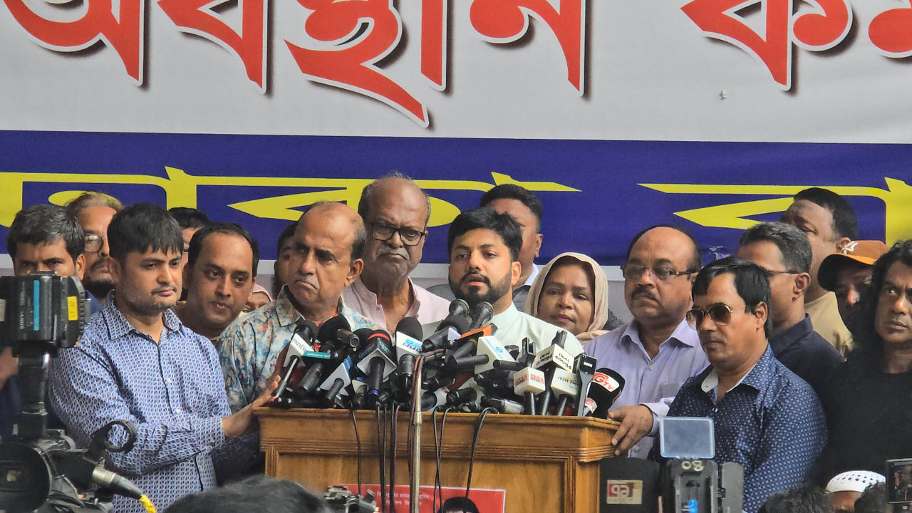 ঢাকা দক্ষিণ সিটিতে নাগরিক সেবা বেগবান করার ঘোষণা ইশরাকের