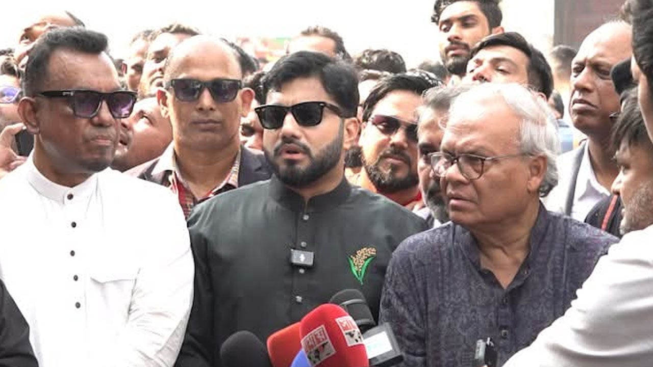 মুক্তিযুদ্ধকে হেয় প্রতিপন্নের চেষ্টা নিন্দনীয়: ইশরাক