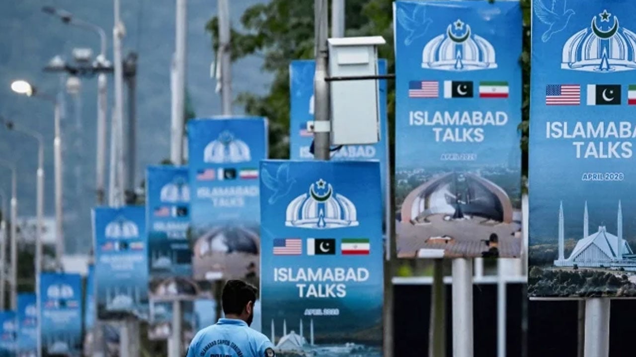 ইরানের সঙ্গে বসতে পাকিস্তানে পৌঁছেছে অগ্রবর্তী মার্কিন প্রতিনিধিদল