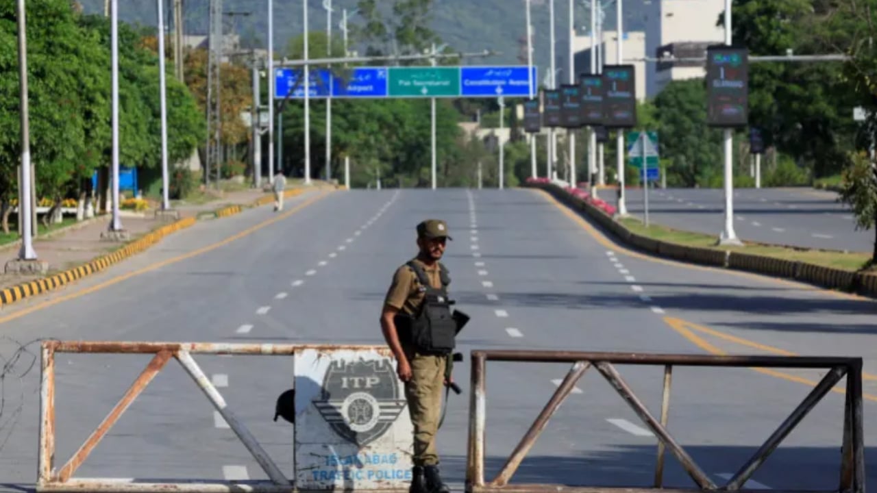 বৈঠক আয়োজনে পাকিস্তানের প্রস্তুতি, এলো মার্কিন সামরিক বিমান