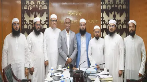 আইনমন্ত্রীর সঙ্গে বৈঠক করে সম্পত্তি হস্তান্তর বিলের অসঙ্গতি তুলে ধরলেন আলেমরা