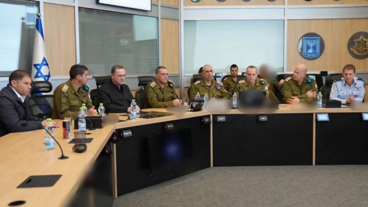 ইরানে ফের হামলা চালাতে যুক্তরাষ্ট্রের অনুমতির অপেক্ষায় ইসরাইল