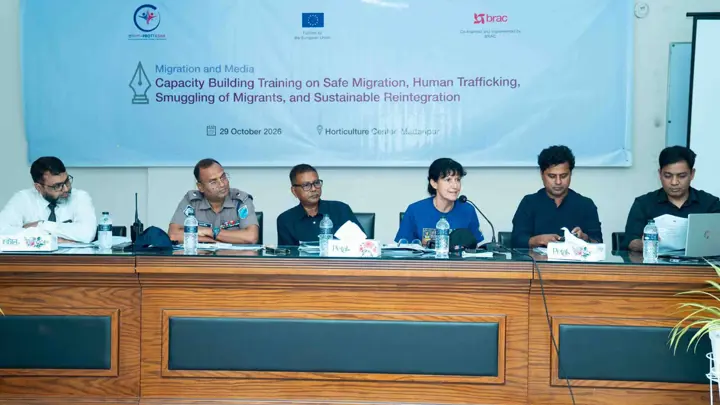 লিবিয়া হয়ে সাগরপথে ইউরোপে যাওয়ার ঝুঁকি এড়াতে হবে: ইতালির রাষ্ট্রদূত