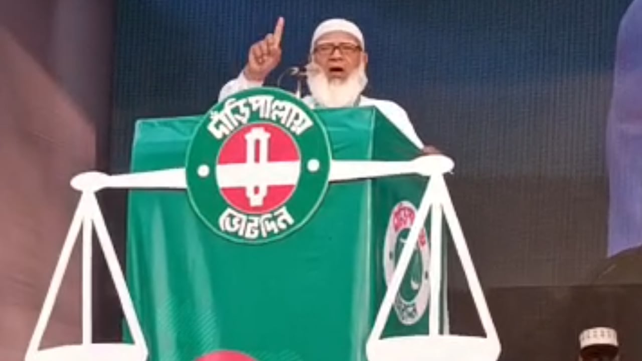 আমরা বসন্তের কোকিল নই, বাংলাদেশ ছেড়ে কোথাও যাবো না