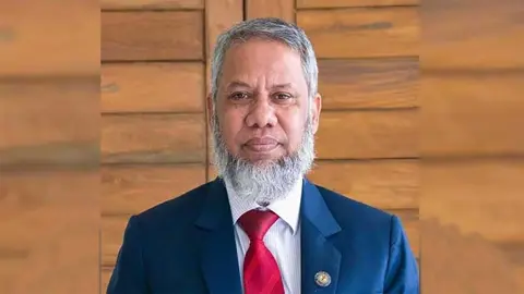 রামেবি উপাচার্যকে পদত্যাগে বাধ্য করার ঘটনায় মামলা, গ্রেপ্তার ১