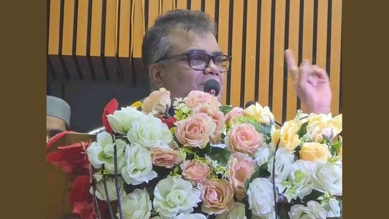 হাসিনার লাশও বাংলাদেশের মাটি গ্রহণ করবে না: জবি প্রক্টর