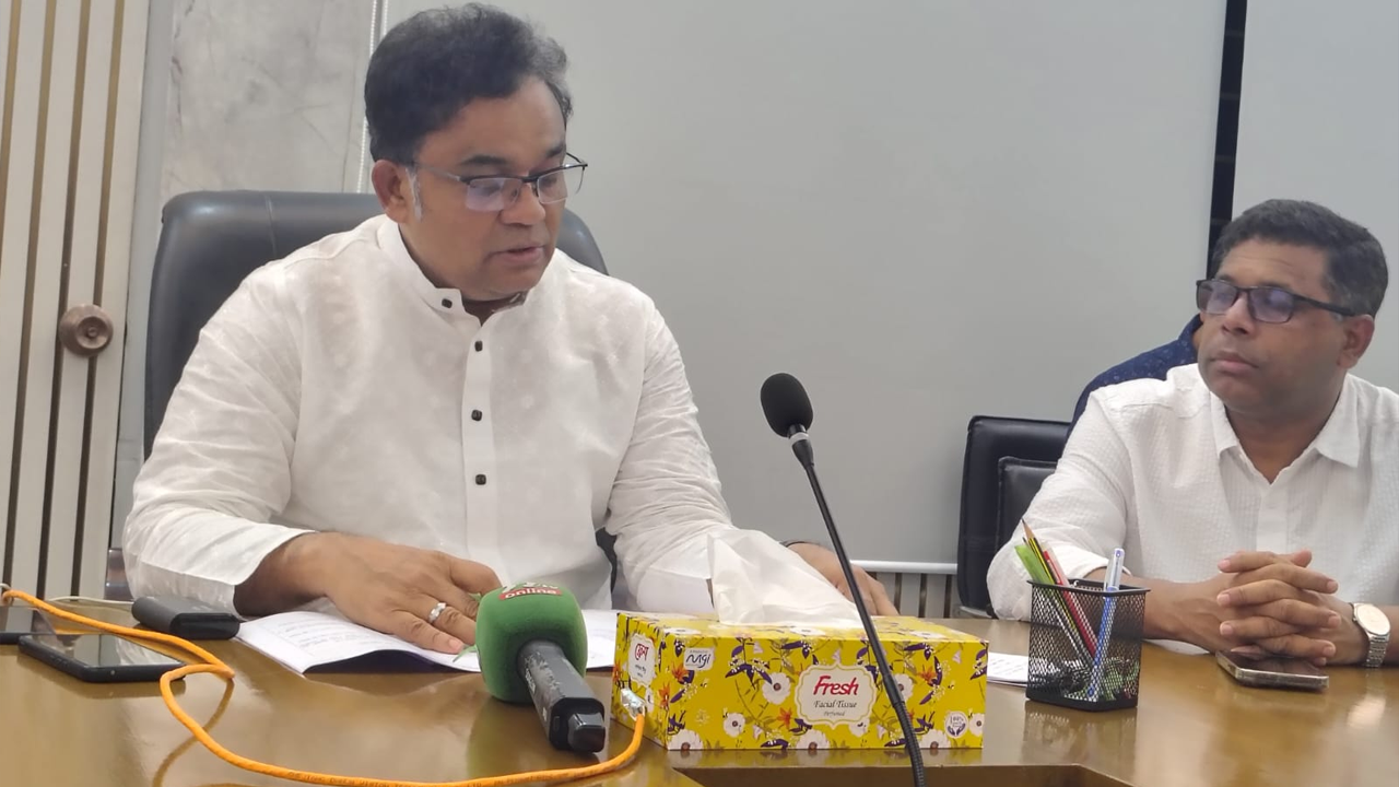 জাবিতে জুলাই আন্দোলনে হামলার মদতদাতা শিক্ষকদের বিভিন্ন পর্যায়ে শাস্তি