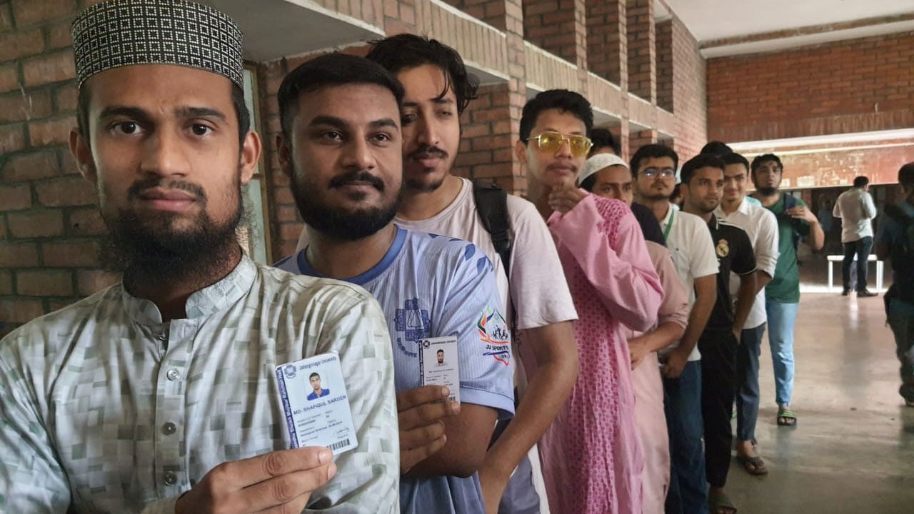 জাকসুর ভোট গ্রহণ শেষ, ফলাফলের অপেক্ষা