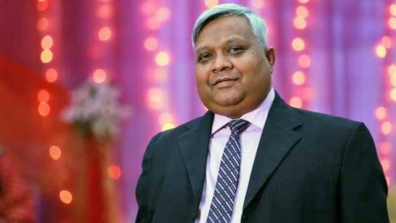 সমাজবিজ্ঞান অনুষদের ডিনের দায়িত্বে অধ্যাপক শরিফুল হুদা