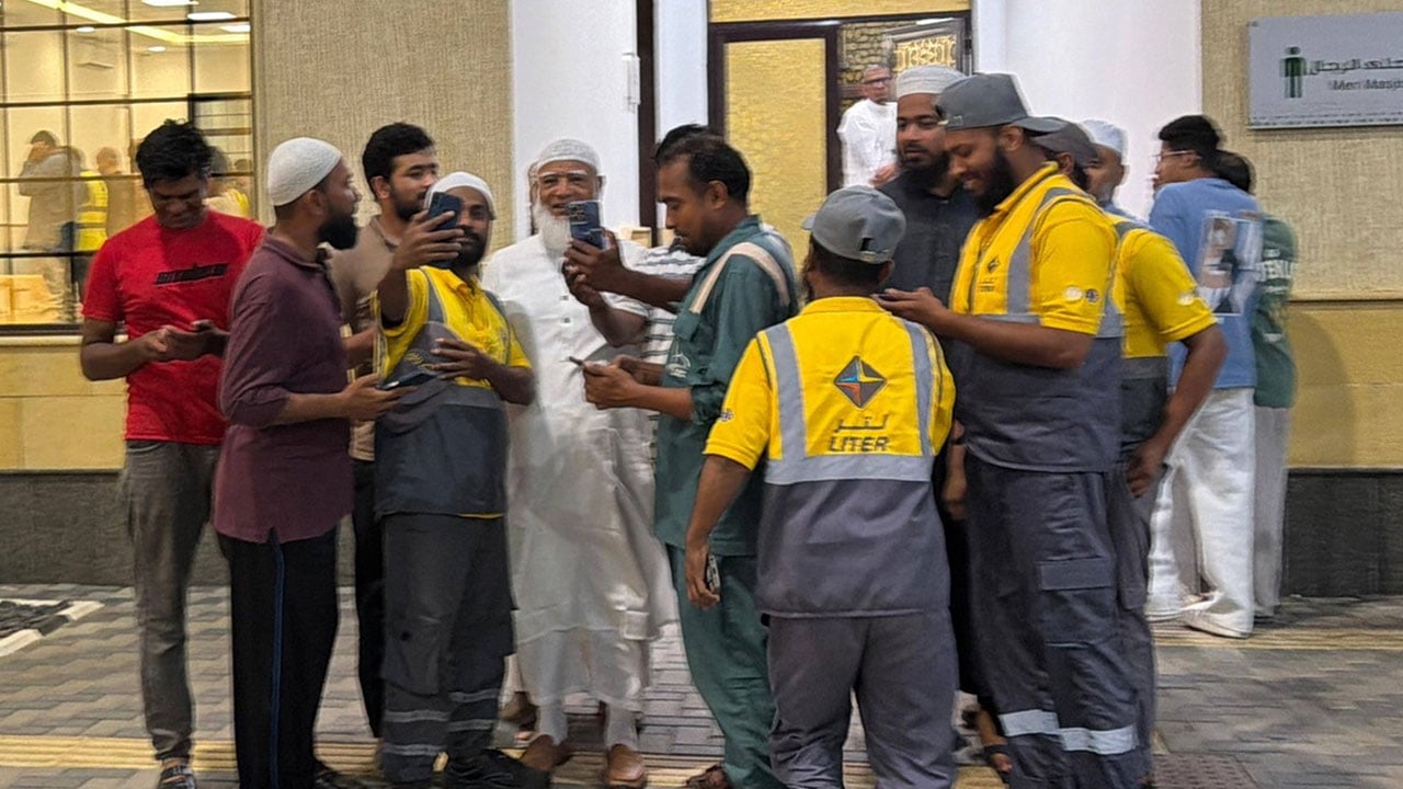 কিছু মানুষের জীবনের গল্প কোনোদিন কোনো উপন্যাসে লেখা হয় না
