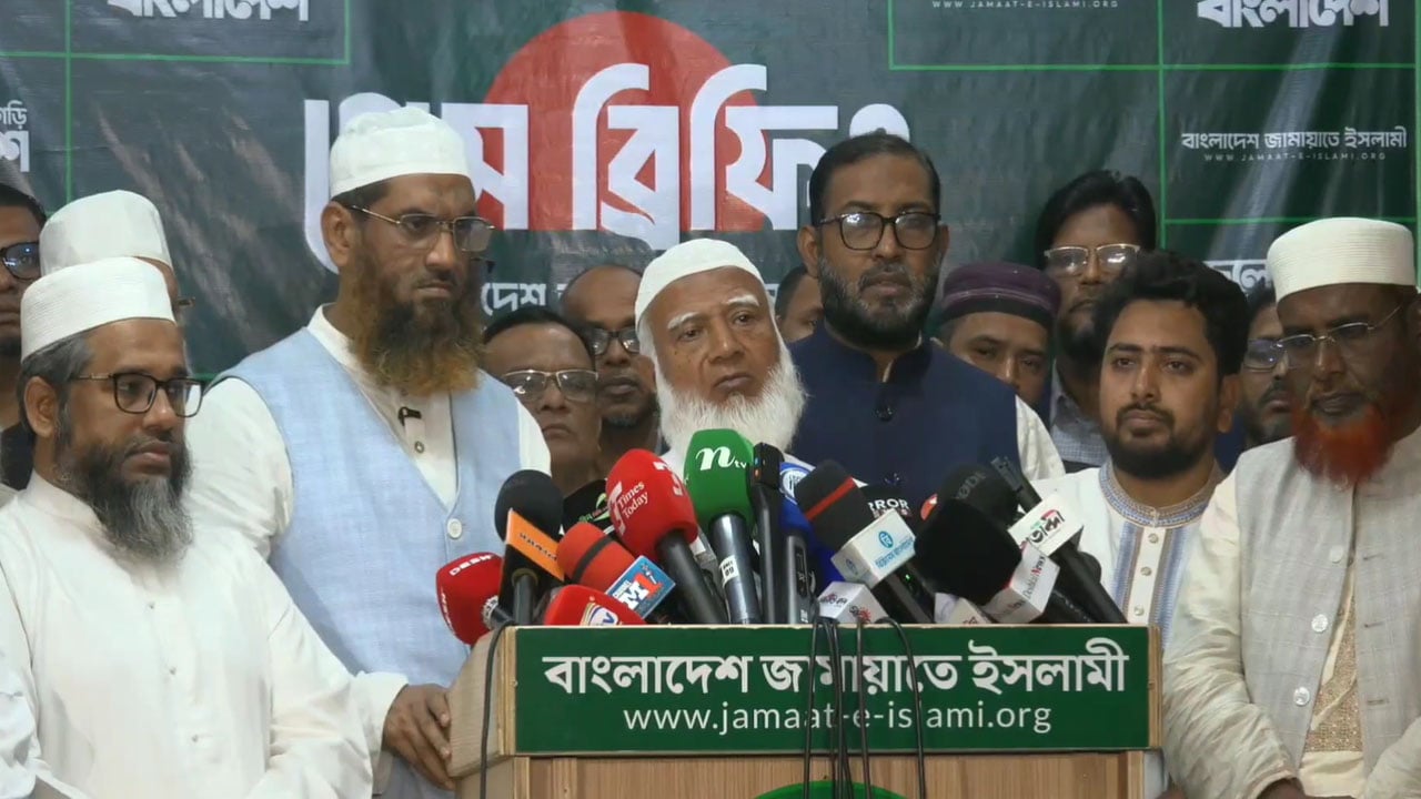 ১১ দলীয় জোটের নেতাকর্মীদের ওপর হামলা করা হচ্ছে