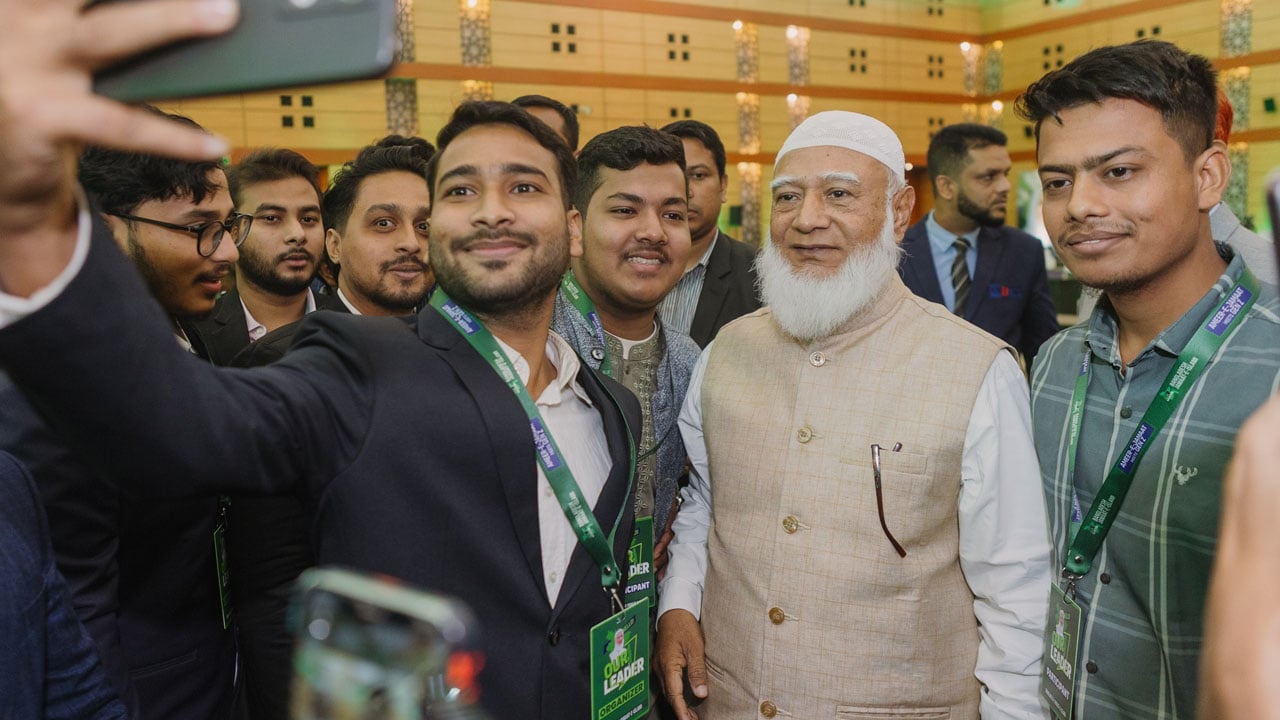 আগামীকালের দিনটি তোমাদের, আত্মবিশ্বাসের সঙ্গে নিজের ভোট দেবে