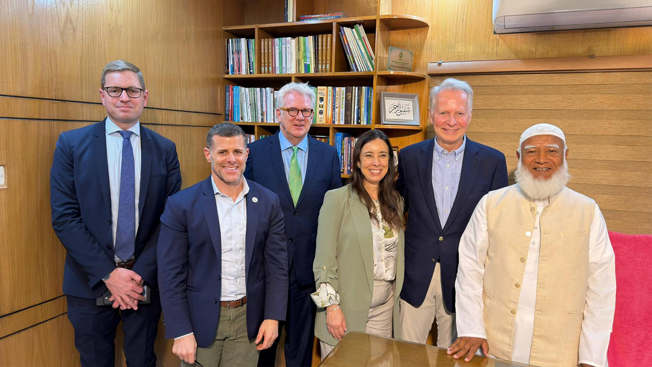 জামায়াত আমিরের সঙ্গে আইআরআই প্রতিনিধি দলের সাক্ষাৎ