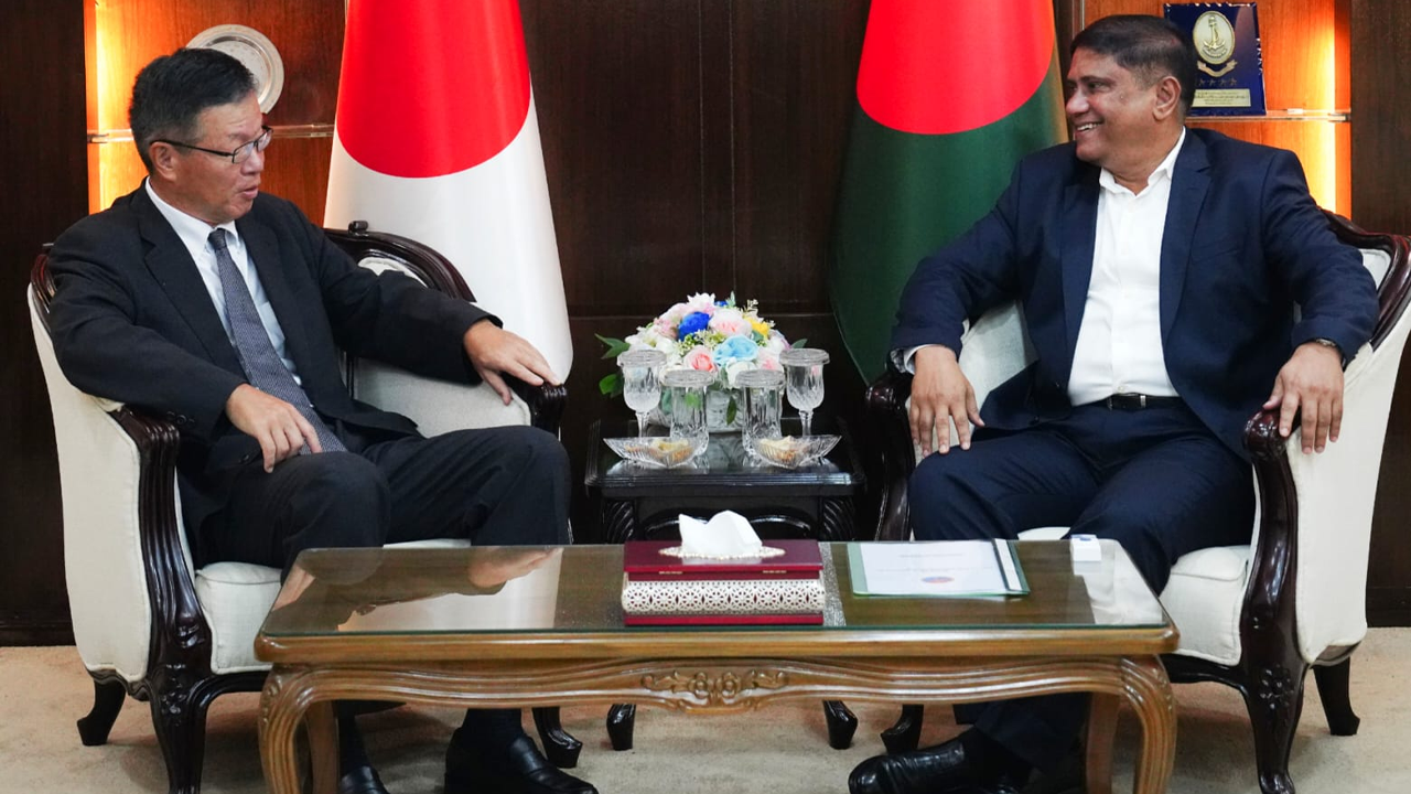 প্রধানমন্ত্রীর প্রতিরক্ষা উপদেষ্টার সঙ্গে জাপানের রাষ্ট্রদূতের সৌজন্য সাক্ষাৎ