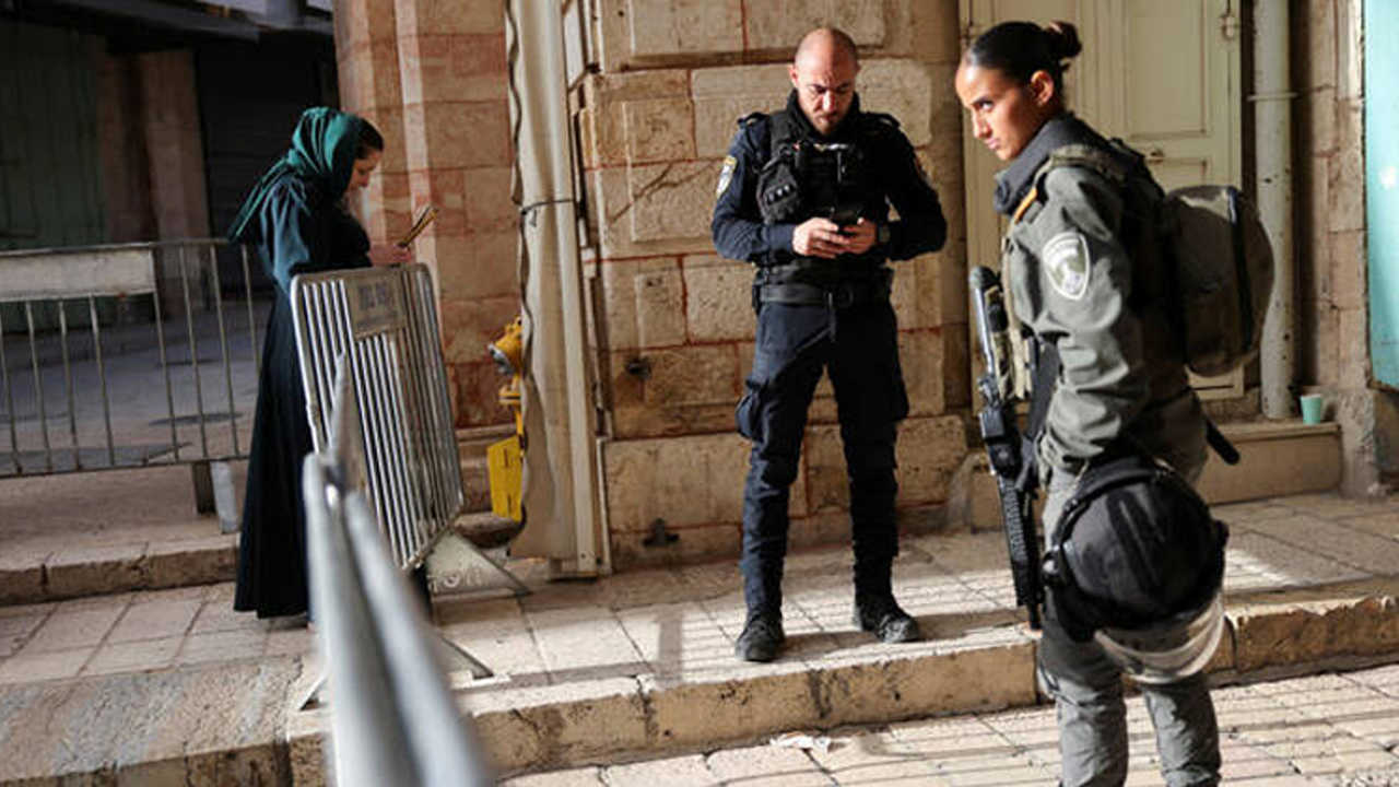 ওয়েস্টার্ন ওয়ালে ১০০ জনকে নামাজের অনুমতি ইসরাইলের আদালতের