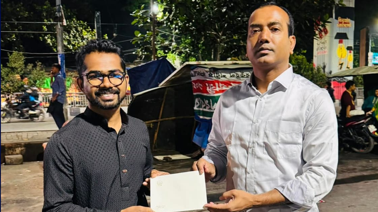 গণভোট নিয়ে ‘নয়ছয় নয়’ বলে সরকারকে হুঁশিয়ারি জবি ছাত্রদল সমর্থিত ভিপি প্রার্থীর