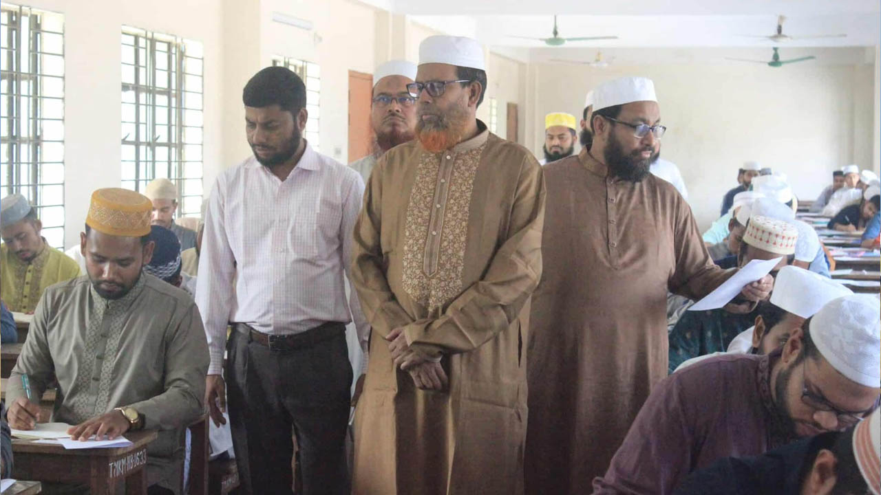 আরবি বিশ্ববিদ্যালয়ের কামিল পরীক্ষা শুরু