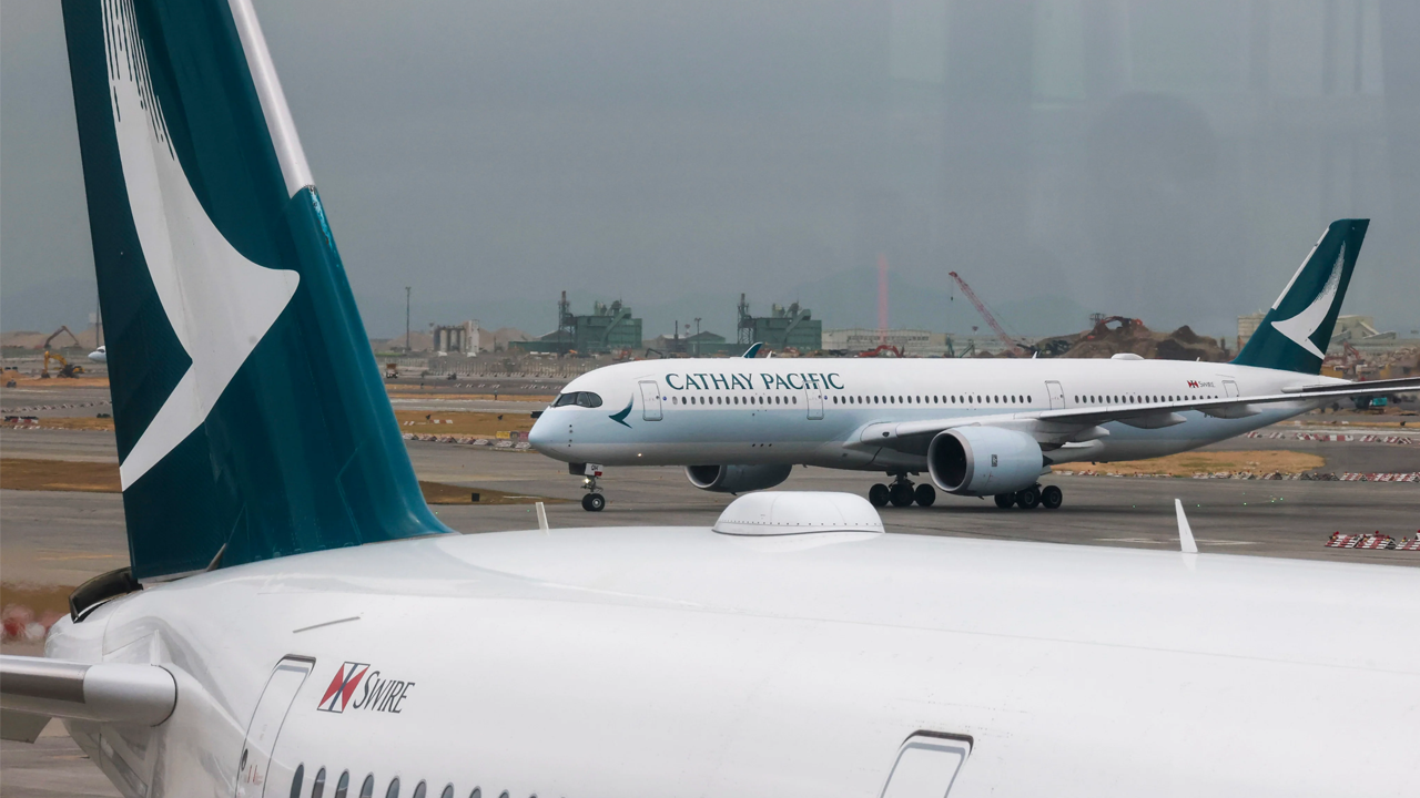 দুবাই রুটে ৩০ এপ্রিল পর্যন্ত ক্যাথে প্যাসিফিকের সব ফ্লাইট স্থগিত