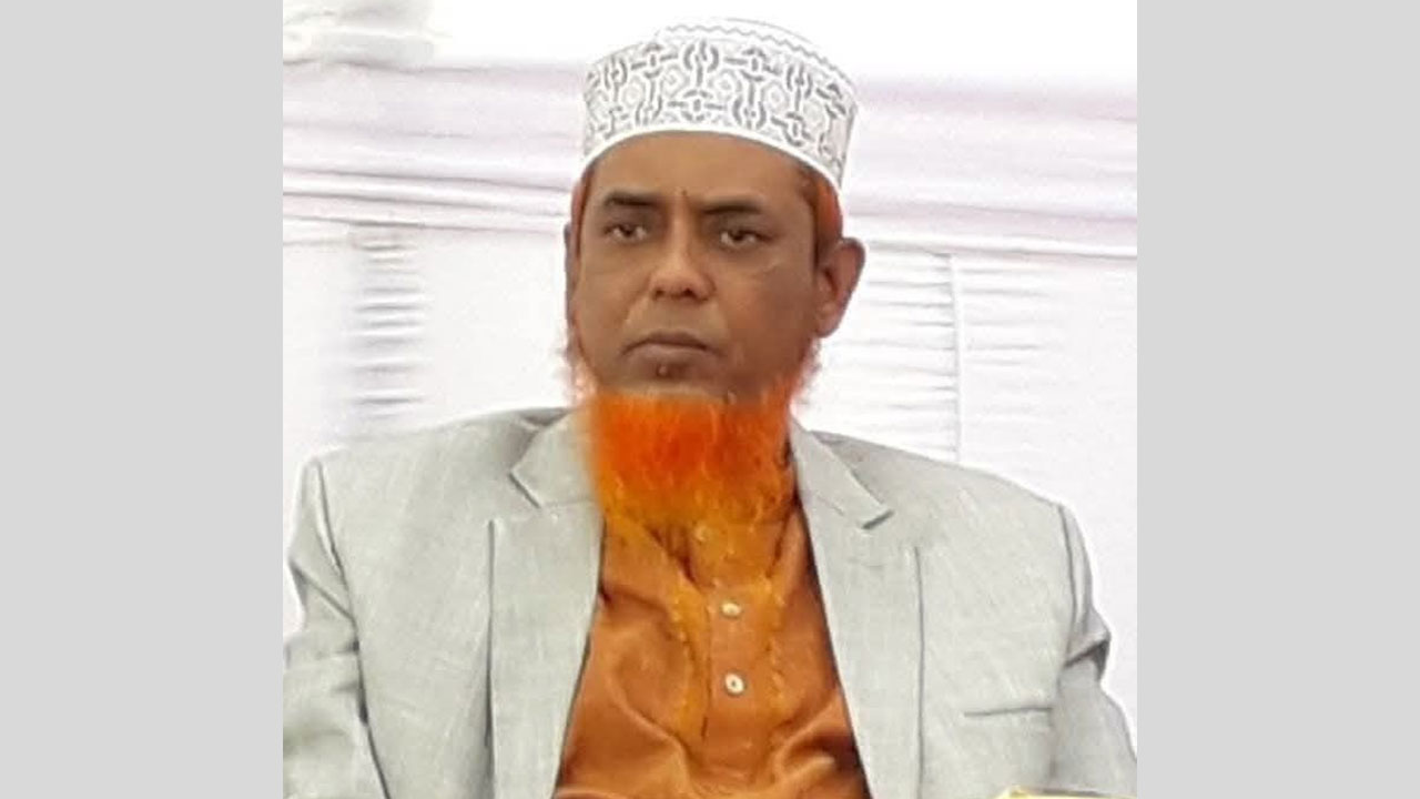 কটিয়াদীতে সড়ক দুর্ঘটনায় প্রাণ গেল উপজেলা প্রশাসনিক কর্মকর্তার