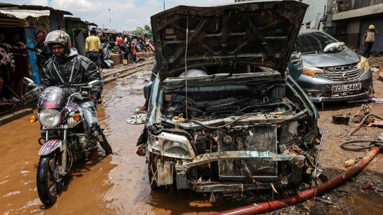ভারী বর্ষণ ও বন্যায় কেনিয়ায় ৬৬ জনের মৃত্যু