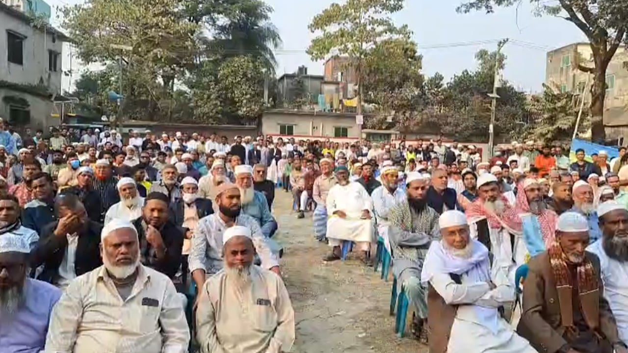 দক্ষিণ কেরানীগঞ্জে বিএনপির অঙ্গসংগঠনের নেতাকর্মীরা জামায়াতে যোগ দেন। ছবি: আমার দেশ