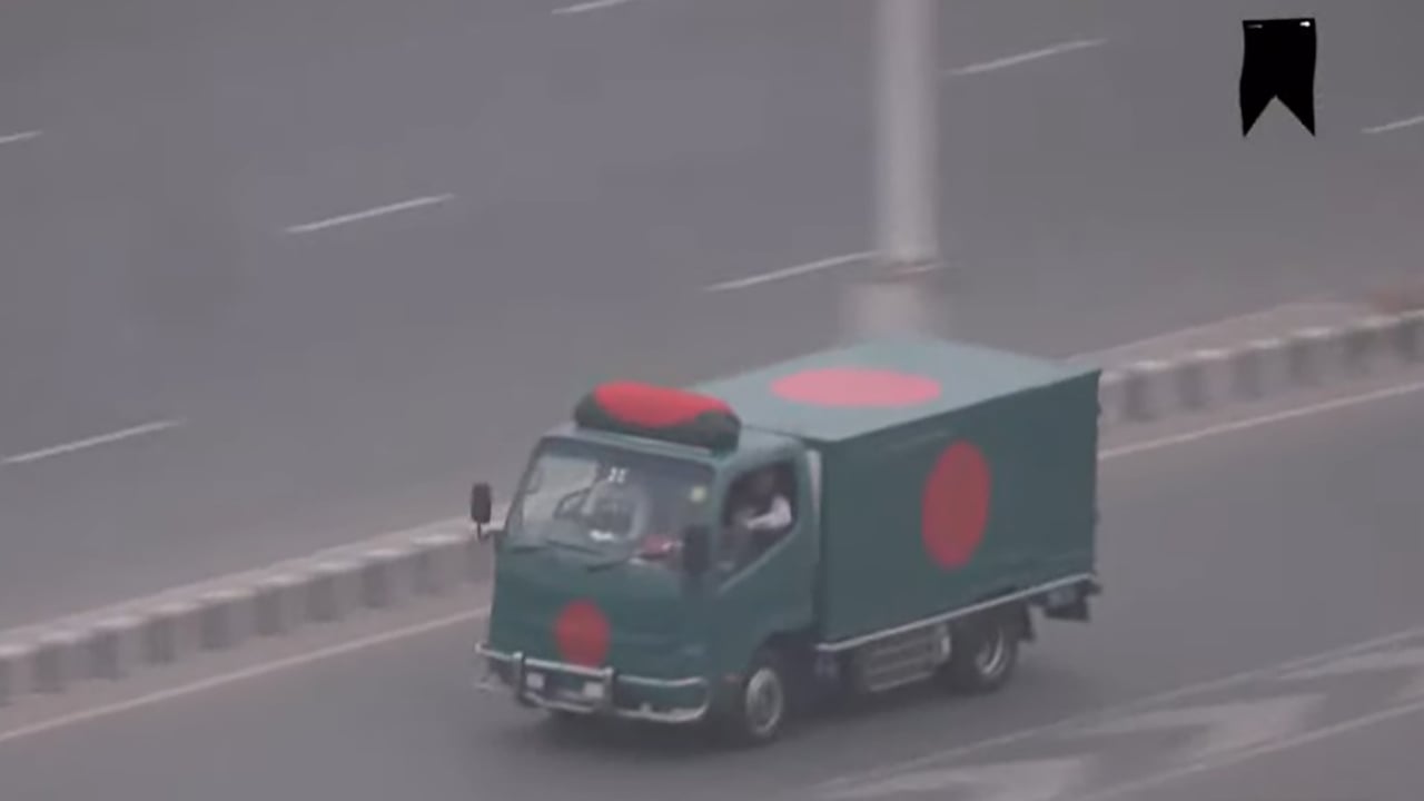 খালেদা জিয়ার লাশ এভারকেয়ার থেকে গুলশানে নেয়া হচ্ছে