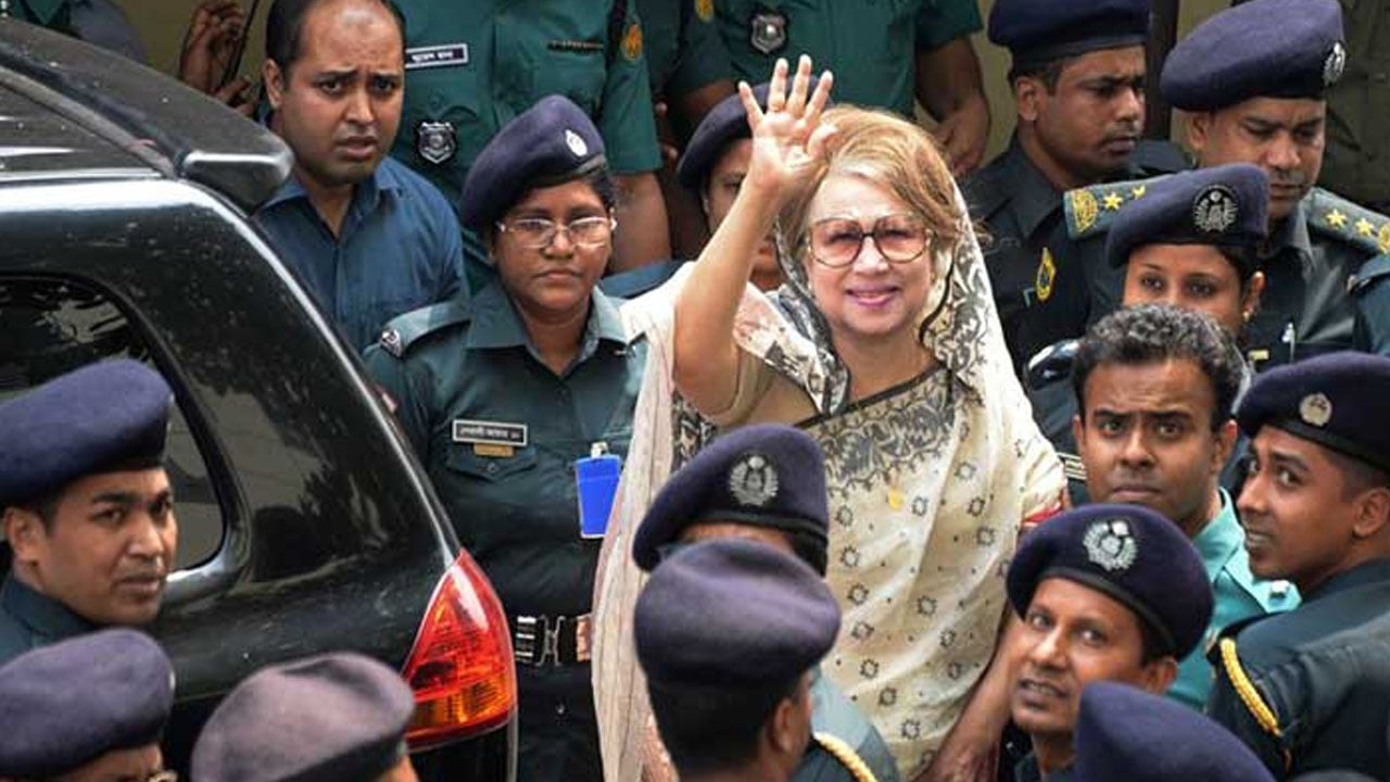 মিথ্যা মামলায় ২৫ মাসের কারাবাসে বিপন্ন হয় খালেদা জিয়ার জীবন