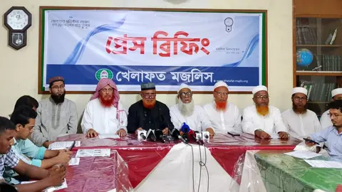 গণভোটের রায়ের আলোকে সংবিধান সংস্কার করতে হবে: খেলাফত মজলিস
