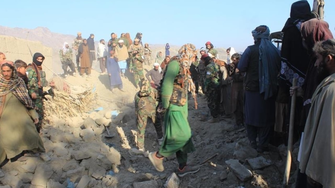 পাকিস্তানে হামলায় ৫৫ সেনা নিহত হওয়ার দাবি আফগানিস্তানের