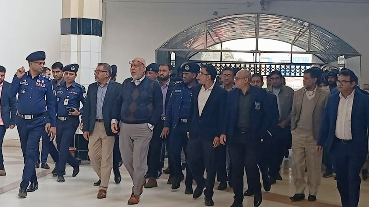 কমলাপুর স্টেশনে রেলপথ উপদেষ্টা
