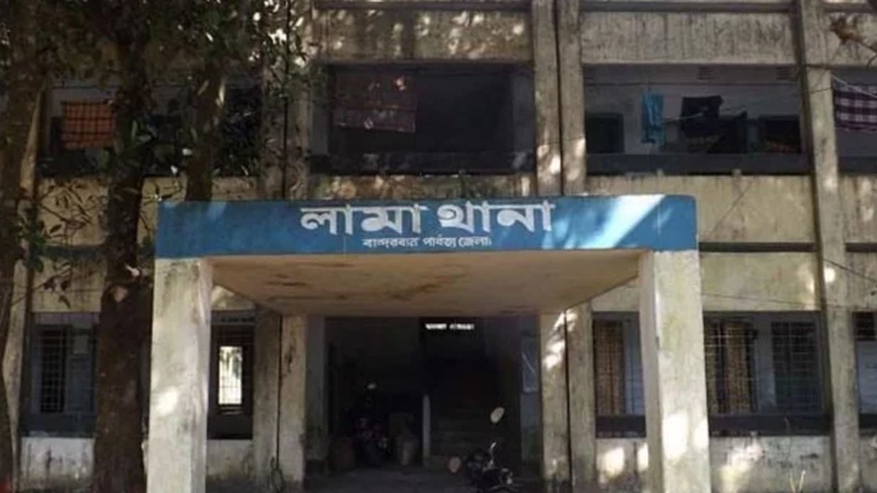 লামায় ইটভাটার মাটিচাপায় যুবকের মৃত্যু