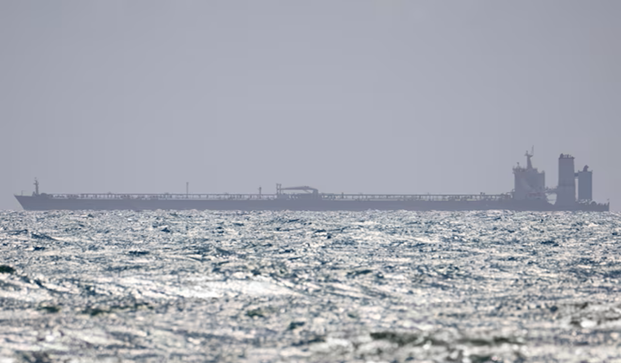 জব্দকৃত তেলের ট্যাংকার ভেনেজুয়েলাকে ফেরত দেবে যুক্তরাষ্ট্র