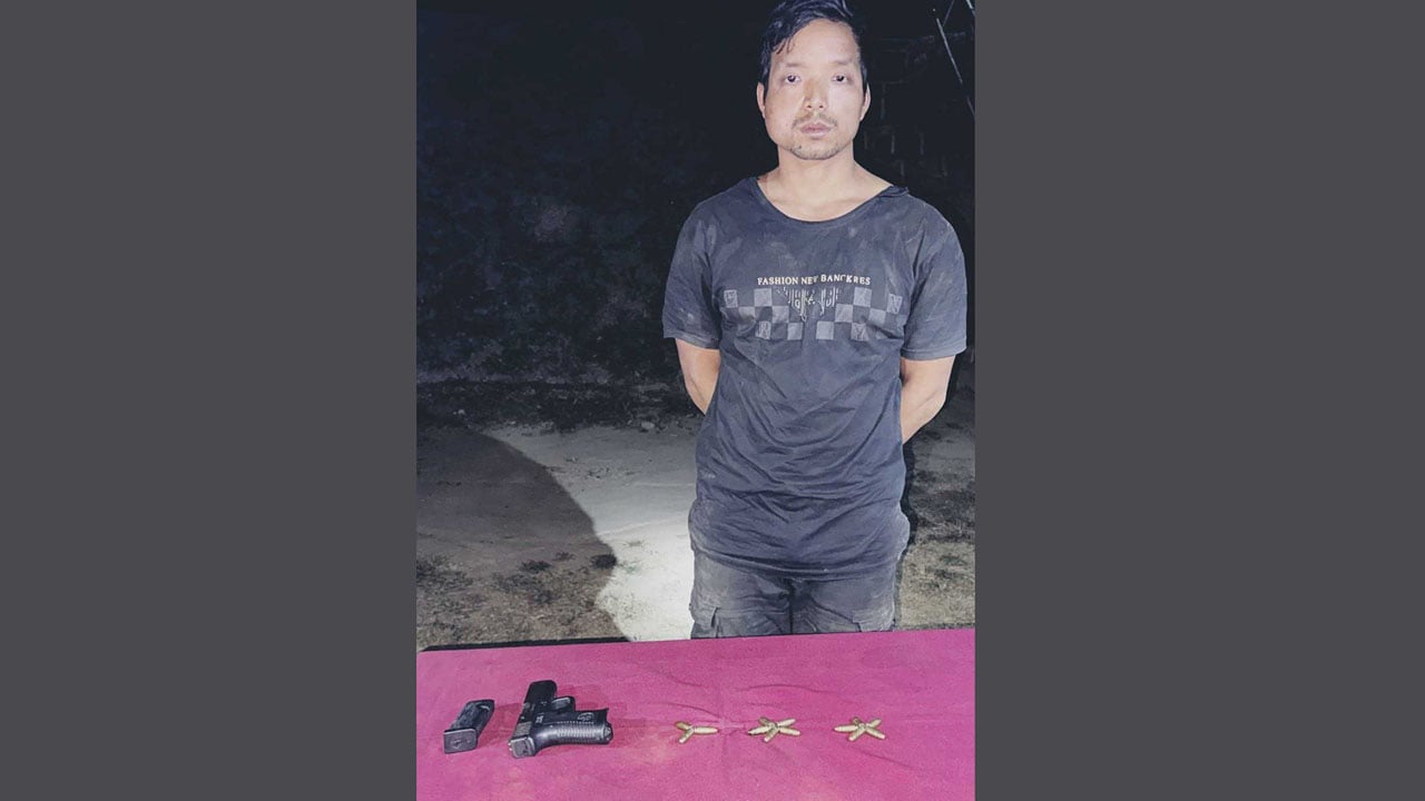 লামায় অস্ত্রসহ ইউপিডিএফ সদস্য আটক