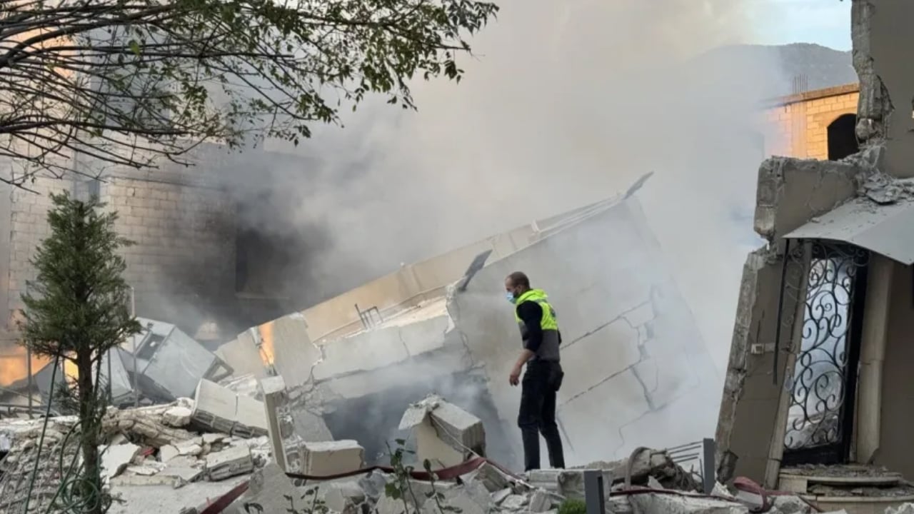 যুদ্ধবিরতি সত্ত্বেও লেবাননে ইসরাইলি হামলা, নিহত ৩