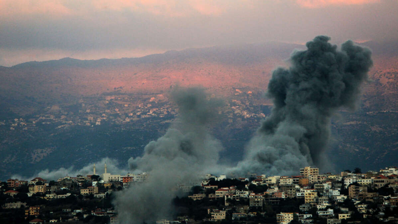 লেবাননে ইসরাইলি হামলা অব্যাহত, মৃতের সংখ্যা বেড়ে এক হাজার