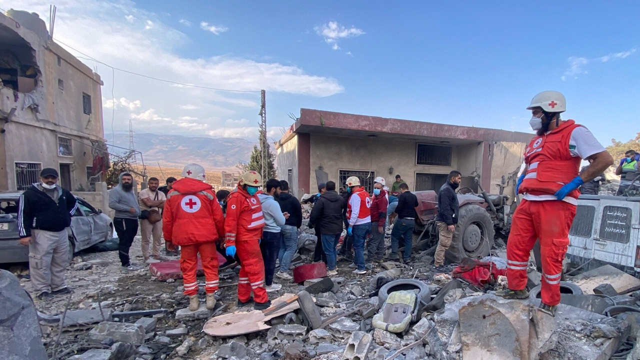 লেবাননে ভবনধসে নিহত অন্তত ৯