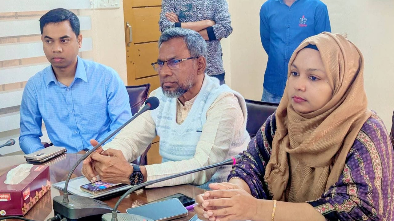 মাদকসেবীদের তালিকা চাই: এমপি আব্দুল আজিজ