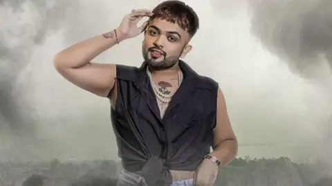 পাঞ্জাবে সমকামী ইনফ্লুয়েন্সারকে প্রকাশ্যে গুলি করে হত্যা