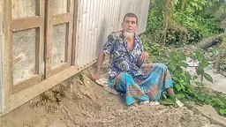 ভিক্ষুকের ঘরে সিঁধ কেটে চুরি 