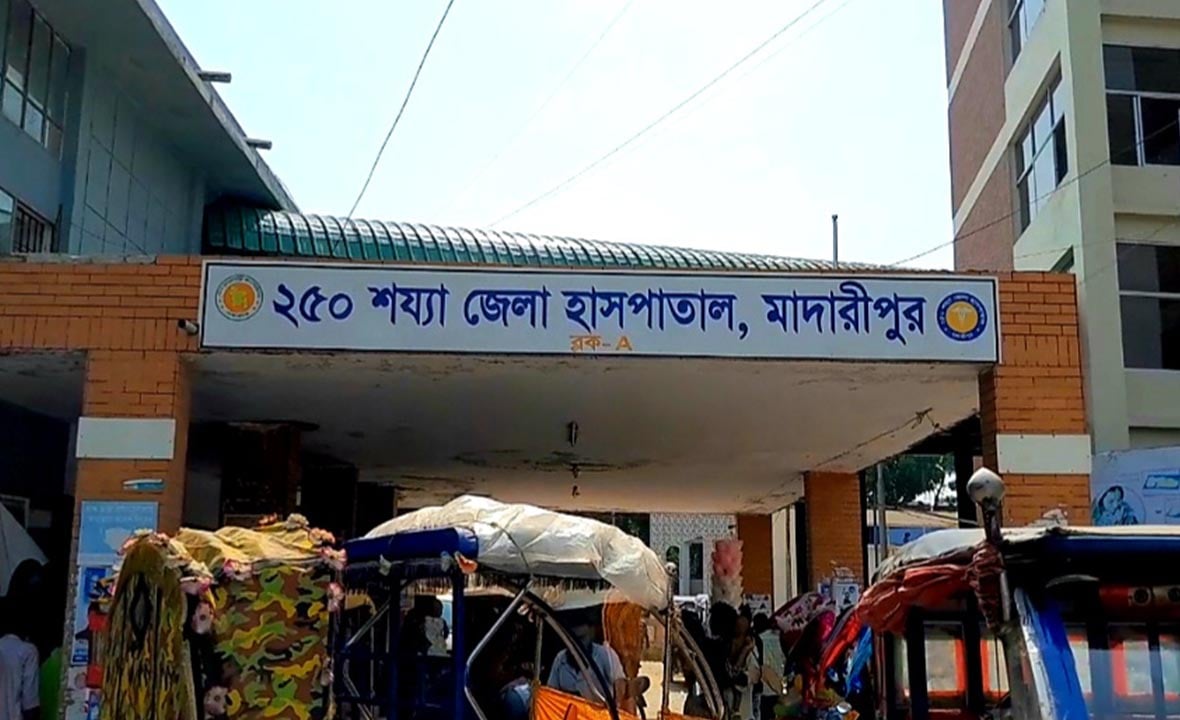 রাজৈরে বজ্রপাতে কৃষকের মৃত্যু