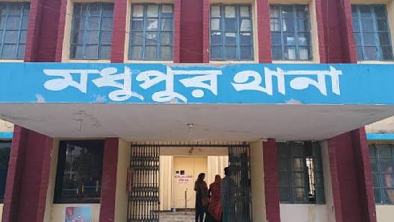 মধুপুরে সড়ক দুর্ঘটনায় মোটরসাইকেল আরোহী নিহত
