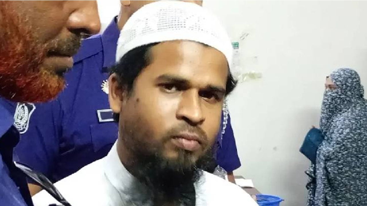 নেত্রকোনার সেই মাদ্রাসাশিক্ষকের বিরুদ্ধে চার্জশিট
